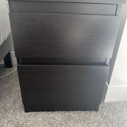 Nightstand 