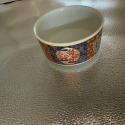 Ceramic Beautiful Bowl With Vibrant Colors 
