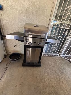 Char-Broil 2 Burner Infrared Propane Gas Grill
