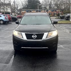 2016 Nissan Pathfinder