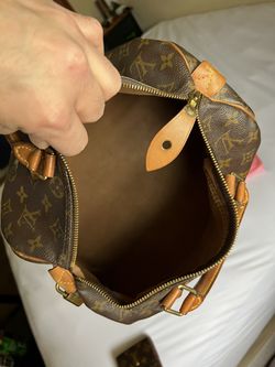 Louis Vuitton Speedy 30 Monogram (pre-loved) for Sale in Toms