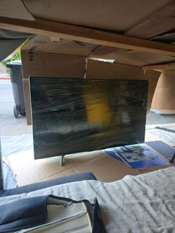 Flat screen tv toshiba 48"
