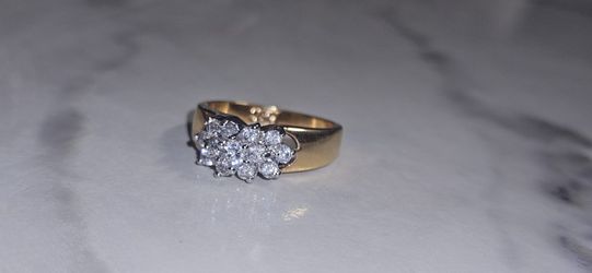 Vintage RSC Gold tone Ring Costume Jewelry clear rhinestones engagement style Size 8US
