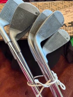 Golf R.H. iron complete set