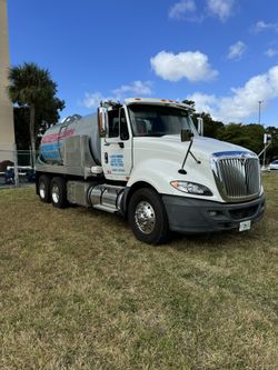 Septic Tank Pump Out 