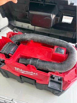 Milwaukee Vac