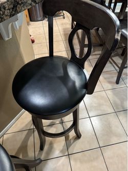 High bar or island chairs