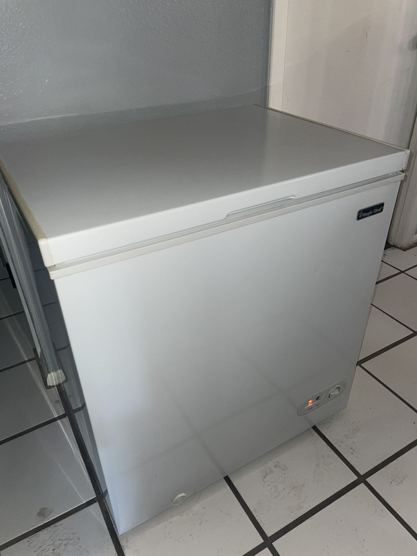 Magic Chef Deep Freezer