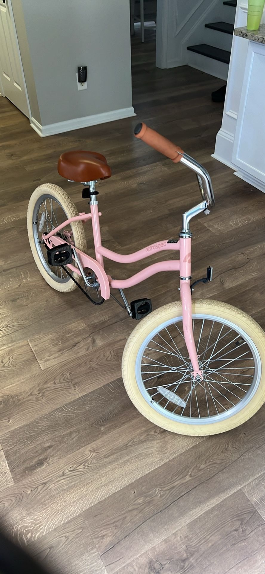 Girls 20” Cruiser Bike
