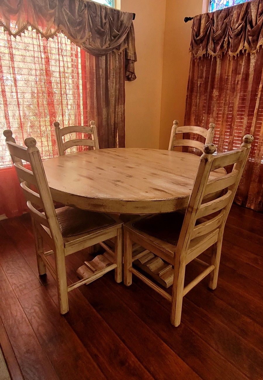 DINING TABLE SET