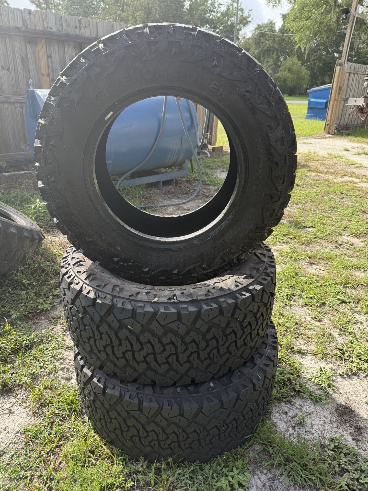 Terrahunter XT - 33x12.50R18 122R Tires