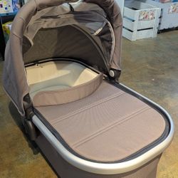 UPPAbaby UPPAbaby V2 Bassinet Carry Cot Attachment
