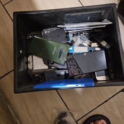 ATTN all The People That Mine Gold These Are Just Old Samsung Tablets And Samsung Motherboards And Random Phone Parts