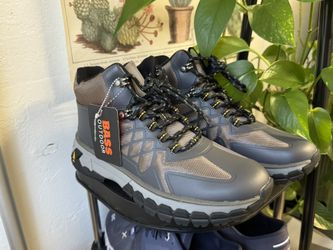 New Women Hiking Boots
