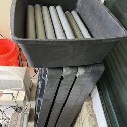 4 tear Plastic Heavy Duty Shelf Comes With All Supports