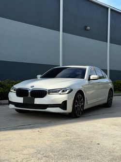 2021 BMW 530i