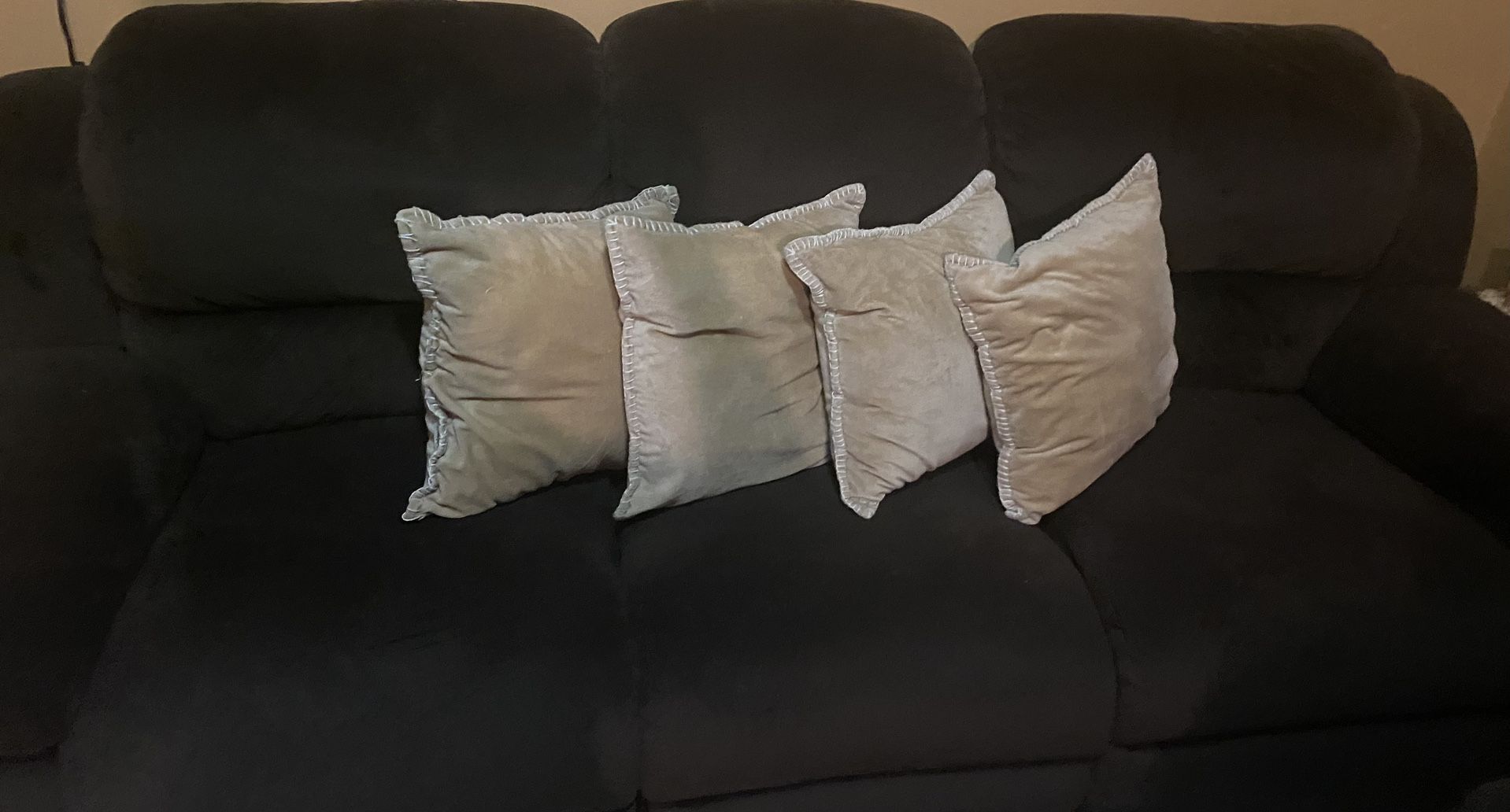TWO Couches, Four recliners! PICK UP ONLY for Sale in Bronx, NY OfferUp
