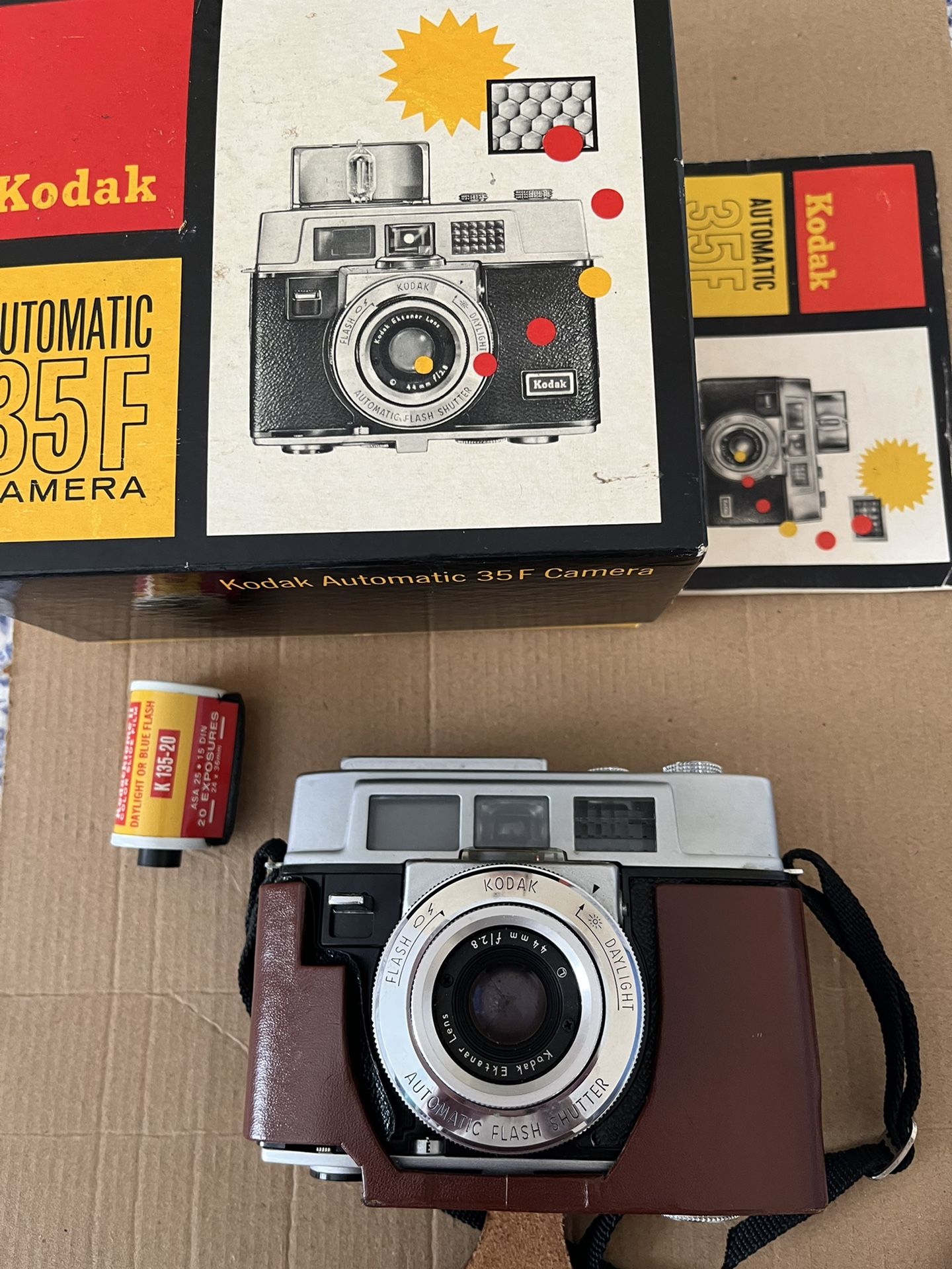 Vintage Kodak Camera Please Read