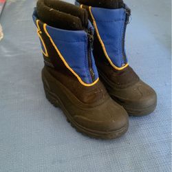 Itasca kids Boots Size 13