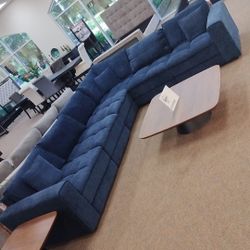 Nuevo Sectional Blue 