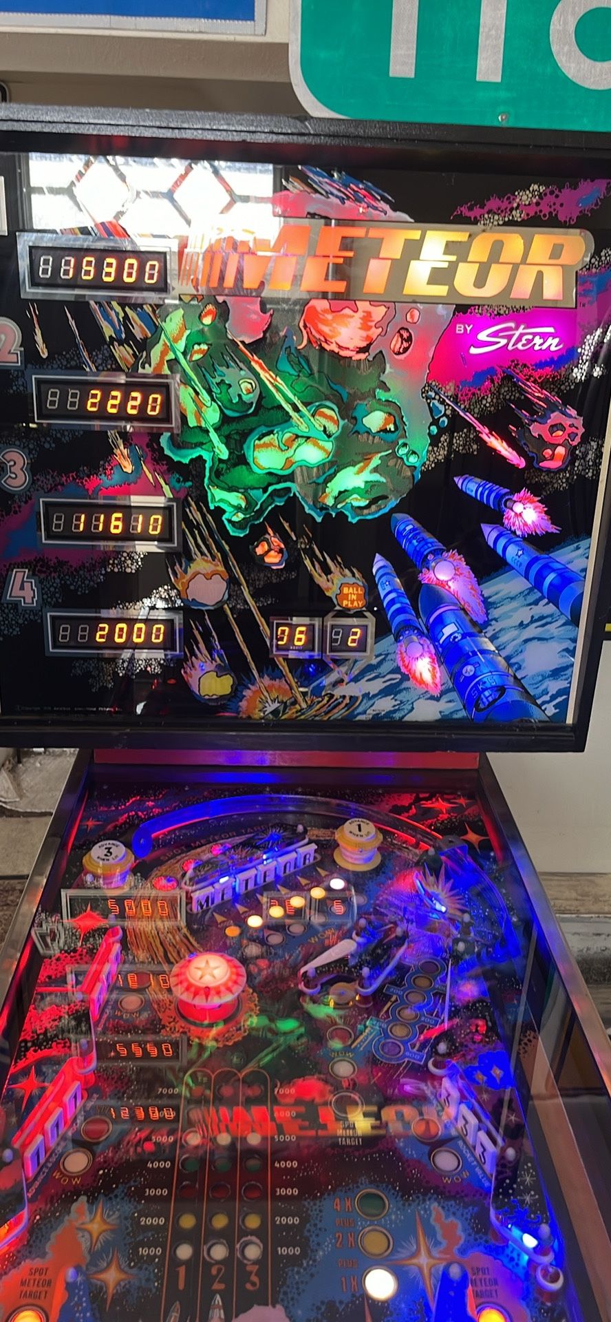 Meteor Pinball Machine