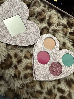 Eyeshadow Palette