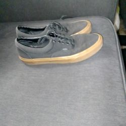 OG VANS SIZE 8 1/8