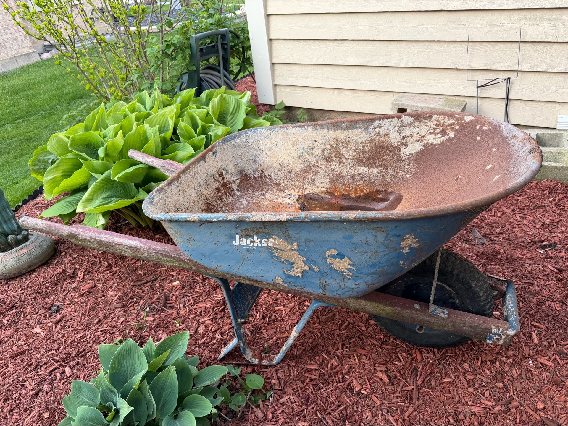 Wheel barrow metal heavy duty - Jackson 6 Cu Ft