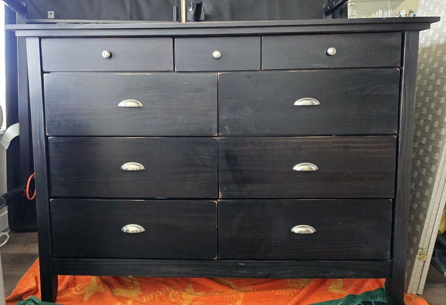 Solid Wood Dresser and 2 Matching Nightstands