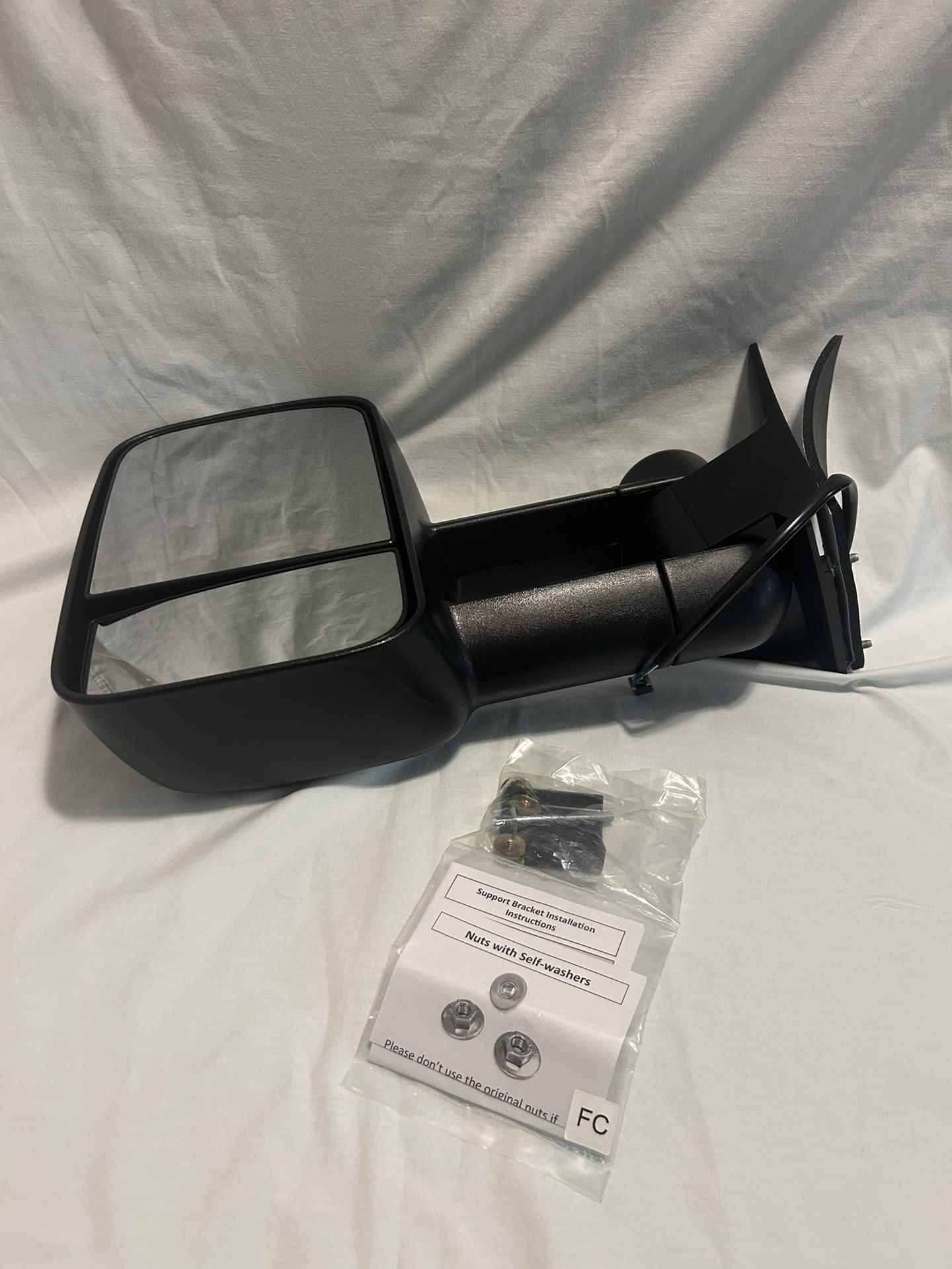 Trail Ridge tow-style side mirror TR00155 Never Used