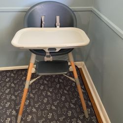 Skip Hop high Chair