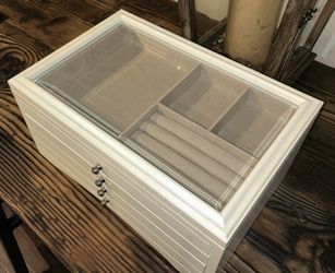 White “Shadow Box” Style Jewelry Box