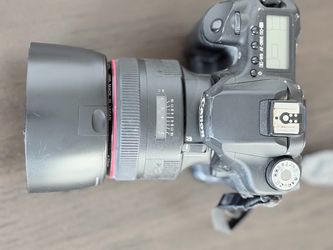 85mm 1.2 canon lens w/ 5d camera & 5d mark ii camera