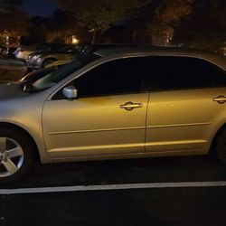 Family Car Ford Fusion 2008 