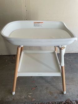 Beberoad Love Baby Changing Table w/ Changing Pad