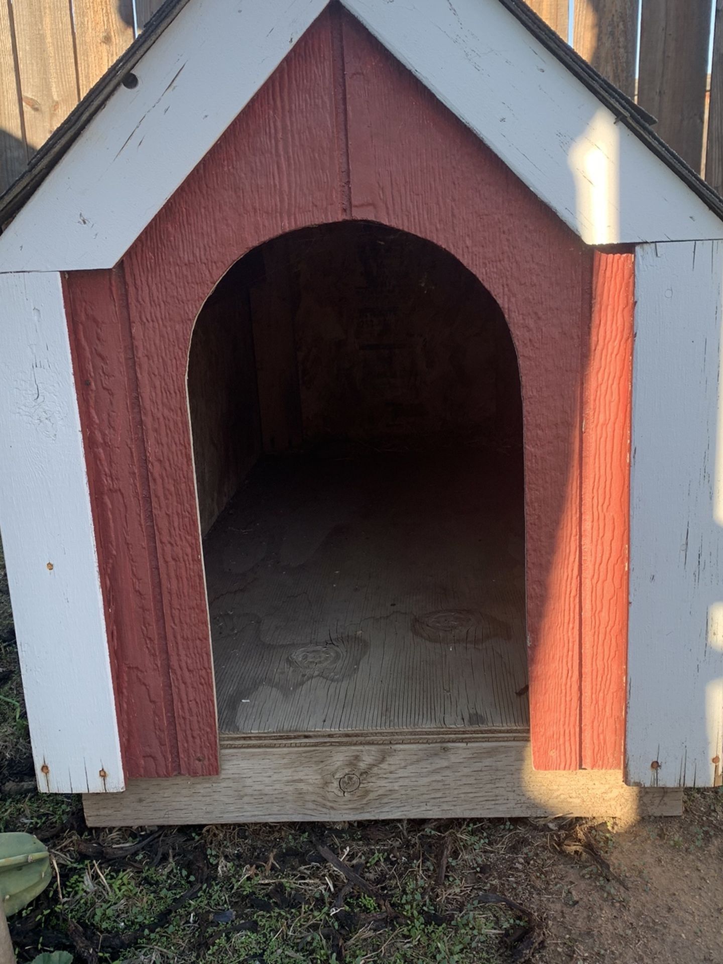 Wood dog house