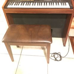 Yamaha organ