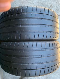 Two 245-35-19 Michelin Pilot Sport 4s  Zp Run Flat