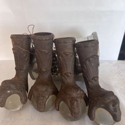  antique cast iron Northwind claw feet ball bottoms.