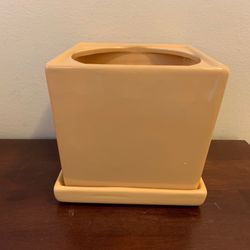 Yellow Pot Planter Flowers Plants Square BRAND NEW 