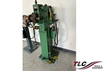 1990 Peck, Stow & Wilcox Co. 1627-J   18Ga Form Roll Machine