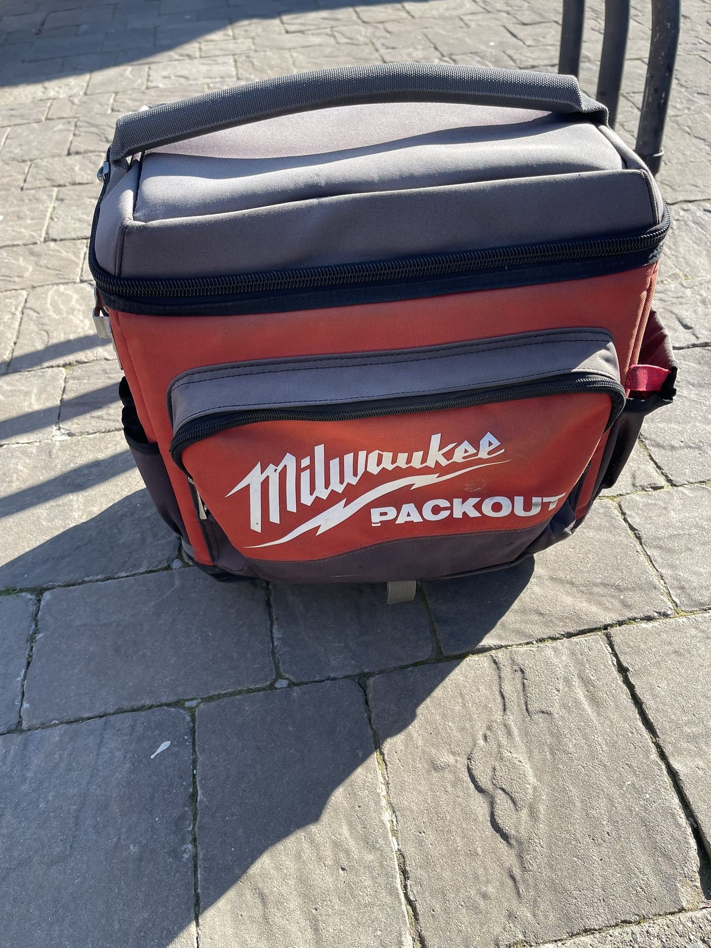 Milwaukee Pack Out Lunch Box
