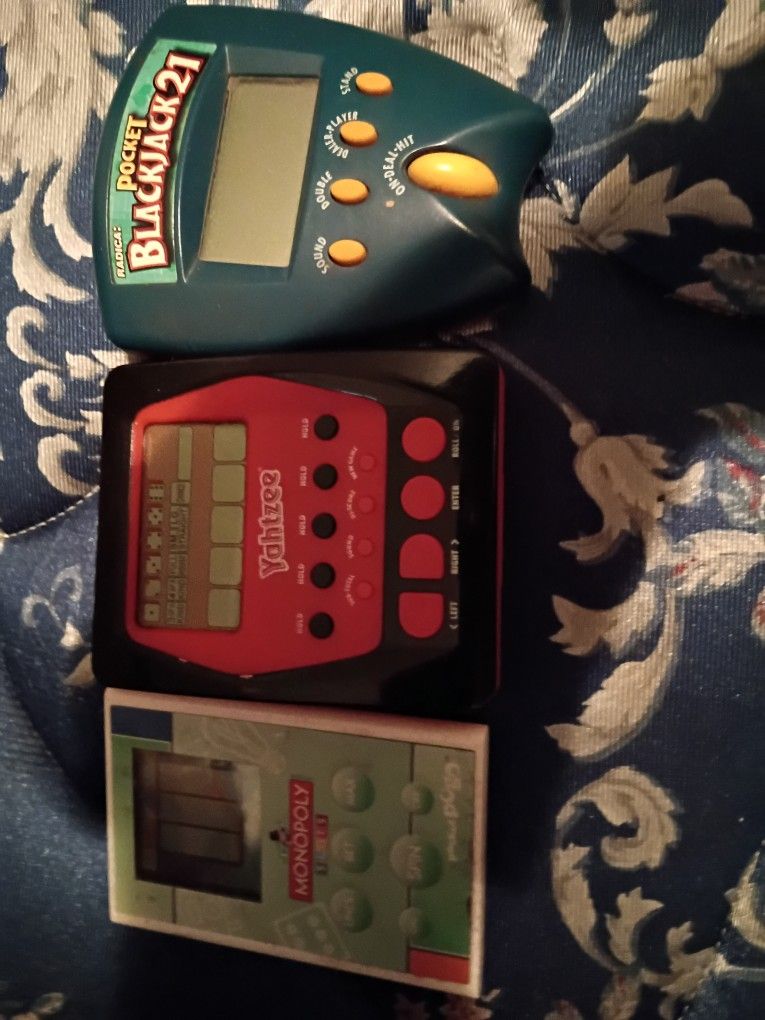 Games,Blackjack 21, Yahtzee, And Mon0p0ly