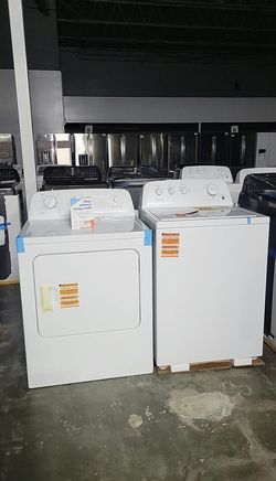 Conservator Top Load Washer & Electric Dryer Set – White, Agitator