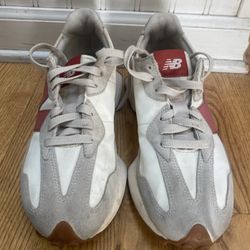 New Balance 327 Moonbeam Astro Dust Women’s 8.5 Sneaker 