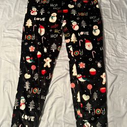 Secret Treasures lady’s sleep pants, size large (12/14) fleece, Christmas print, new with tags