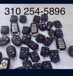 Llaves Y Controles Para Carros Keys And Programmed And Cut while You Wait