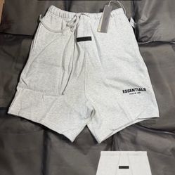 Essential Shorts 