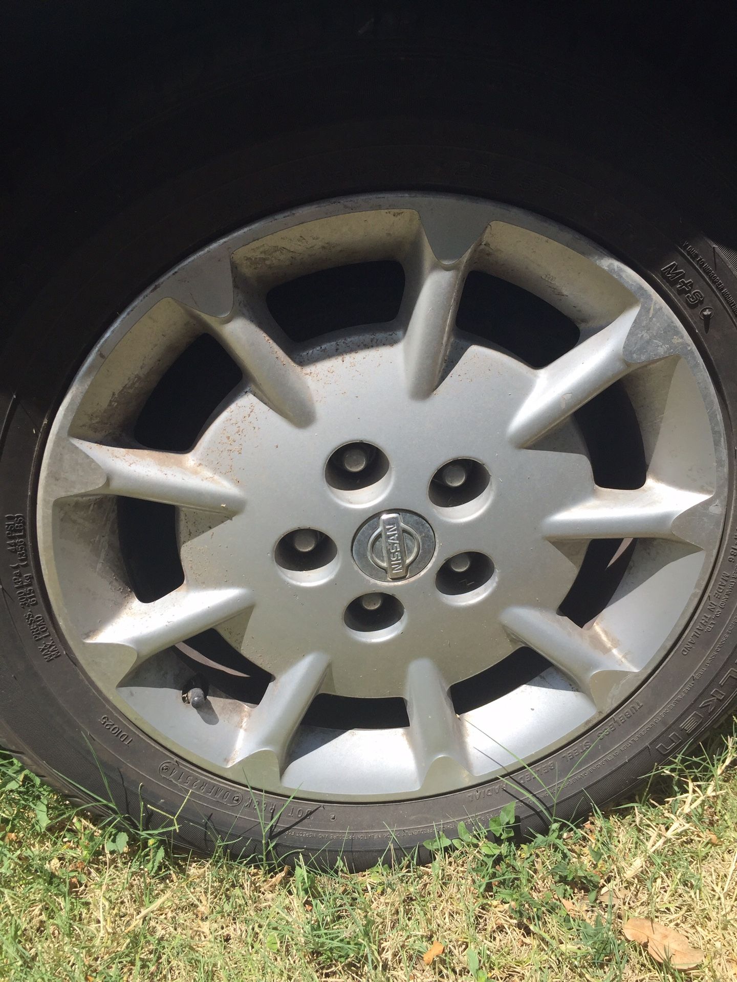 4 Nissan Alloy Wheels 15”