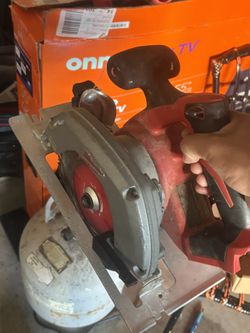 Milwaukee circular saw